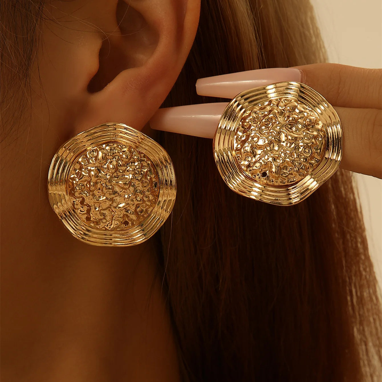 Simple Retro Geometric Circle Floral Metal Earrings